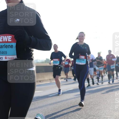 03.10.2025 - Köhlbrandbrückenlauf Luisa Fischer http://msf.ph/oto/8992476 03.10.2025 10:18:02 Position 3 1469 meine-sportfotos.de