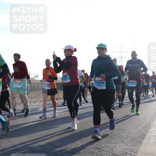 03.10.2025 - Köhlbrandbrückenlauf Luisa Fischer http://msf.ph/oto/8992548 03.10.2025 10:18:09 Position 3 1362, 2147, 1418 meine-sportfotos.de