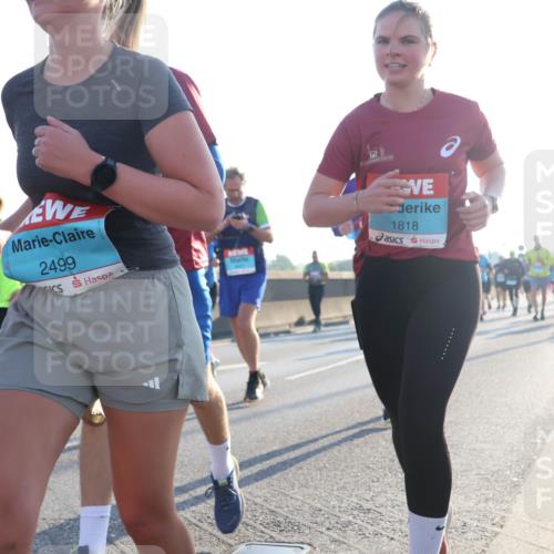 03.10.2025 - Köhlbrandbrückenlauf Luisa Fischer http://msf.ph/oto/8992606 03.10.2025 10:18:15 Position 3 10, 1818, 2499 meine-sportfotos.de