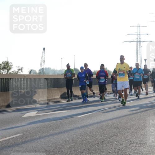03.10.2025 - Köhlbrandbrückenlauf Luisa Fischer http://msf.ph/oto/8992622 03.10.2025 10:18:16 Position 3  meine-sportfotos.de