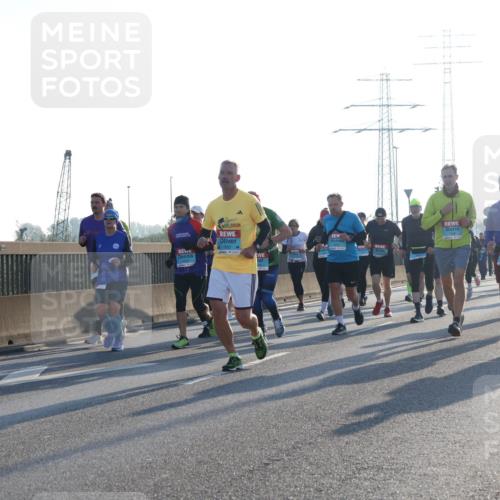 03.10.2025 - Köhlbrandbrückenlauf Luisa Fischer http://msf.ph/oto/8992631 03.10.2025 10:18:17 Position 3  meine-sportfotos.de