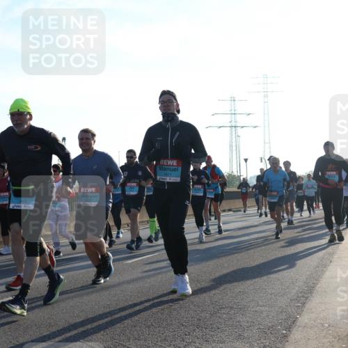03.10.2025 - Köhlbrandbrückenlauf Luisa Fischer http://msf.ph/oto/8992683 03.10.2025 10:18:22 Position 3 3469, 1871 meine-sportfotos.de