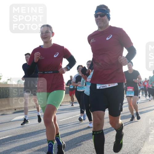 03.10.2025 - Köhlbrandbrückenlauf Luisa Fischer http://msf.ph/oto/8992743 03.10.2025 10:18:28 Position 3  meine-sportfotos.de