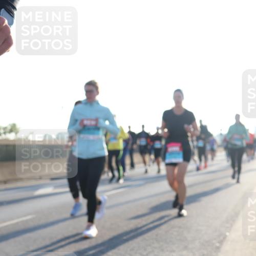 03.10.2025 - Köhlbrandbrückenlauf Luisa Fischer http://msf.ph/oto/8992756 03.10.2025 10:18:29 Position 3  meine-sportfotos.de
