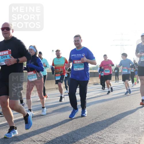 03.10.2025 - Köhlbrandbrückenlauf Luisa Fischer http://msf.ph/oto/8992904 03.10.2025 10:18:44 Position 3 130, 1812, 50, 1865 meine-sportfotos.de