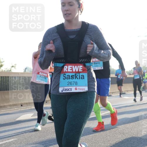 03.10.2025 - Köhlbrandbrückenlauf Luisa Fischer http://msf.ph/oto/8992967 03.10.2025 10:18:50 Position 3 1672, 2678, 1282 meine-sportfotos.de