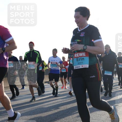 03.10.2025 - Köhlbrandbrückenlauf Luisa Fischer http://msf.ph/oto/8993114 03.10.2025 10:19:04 Position 3 10, 3076, 1803, 1201, 3077, 10, 1372, 1 meine-sportfotos.de