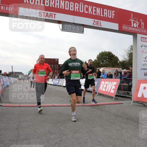 03.10.2025 - Köhlbrandbrückenlauf Yannick Fuchs http://msf.ph/oto/8993244 03.10.2025 16:03:55 Ziel 7257, 7811, 7862, 9405, 9473, 9672, 9744, 9746 meine-sportfotos.de