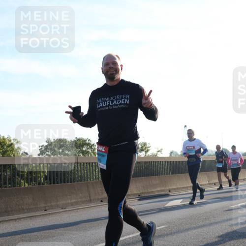 03.10.2025 - Köhlbrandbrückenlauf Luisa Fischer http://msf.ph/oto/8993276 03.10.2025 10:19:20 Position 3  meine-sportfotos.de