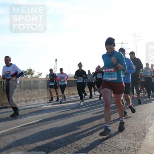 03.10.2025 - Köhlbrandbrückenlauf Luisa Fischer http://msf.ph/oto/8993289 03.10.2025 10:19:21 Position 3 1754, 1 meine-sportfotos.de