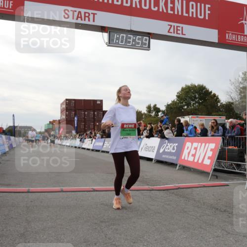 03.10.2025 - Köhlbrandbrückenlauf Yannick Fuchs http://msf.ph/oto/8993292 03.10.2025 16:03:57 Ziel 7257, 7811, 7862, 9405, 9473, 9672, 9744, 9746 meine-sportfotos.de