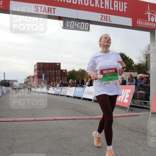 03.10.2025 - Köhlbrandbrückenlauf Yannick Fuchs http://msf.ph/oto/8993316 03.10.2025 16:03:58 Ziel 7257, 7281, 7811, 7862, 9405, 9473, 9672, 9744, 9746 meine-sportfotos.de