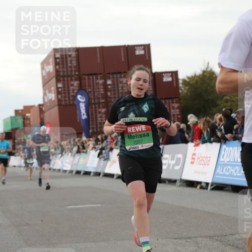 03.10.2025 - Köhlbrandbrückenlauf Yannick Fuchs http://msf.ph/oto/8993367 03.10.2025 16:04:02 Ziel 7257, 7281, 7297, 7451, 7599, 7798, 9149, 9306, 9377, 9562, 9744 meine-sportfotos.de