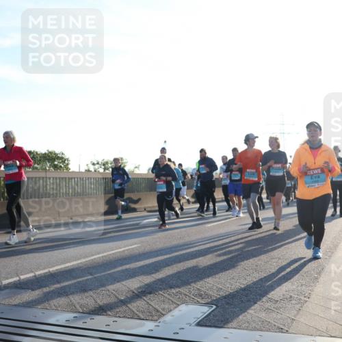 03.10.2025 - Köhlbrandbrückenlauf Luisa Fischer http://msf.ph/oto/8993381 03.10.2025 10:19:29 Position 3 1994 meine-sportfotos.de