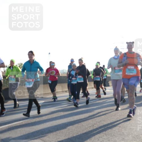 03.10.2025 - Köhlbrandbrückenlauf Luisa Fischer http://msf.ph/oto/8993414 03.10.2025 10:19:32 Position 3  meine-sportfotos.de