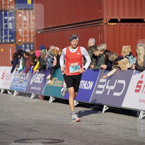 03.10.2025 - Köhlbrandbrückenlauf Michael Burmester http://msf.ph/oto/8993530 03.10.2025 09:54:49 Ziel 1268, 2961, 3193, 3376, 3527, 3609 meine-sportfotos.de