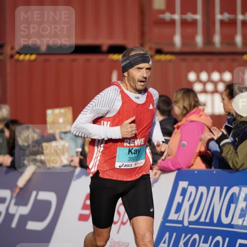 03.10.2025 - Köhlbrandbrückenlauf Michael Burmester http://msf.ph/oto/8993540 03.10.2025 09:54:50 Ziel 1268, 2961, 3193, 3376, 3527 meine-sportfotos.de