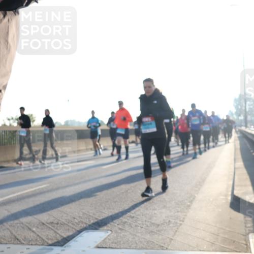 03.10.2025 - Köhlbrandbrückenlauf Luisa Fischer http://msf.ph/oto/8993571 03.10.2025 10:19:48 Position 3  meine-sportfotos.de