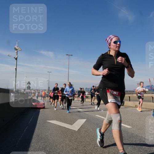 03.10.2025 - Köhlbrandbrückenlauf Matties Gatica Varas http://msf.ph/oto/8993607 03.10.2025 12:46:40 Position 2  meine-sportfotos.de