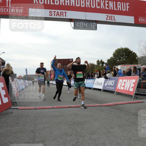 03.10.2025 - Köhlbrandbrückenlauf Yannick Fuchs http://msf.ph/oto/8993622 03.10.2025 16:04:10 Ziel 7281, 7297, 7392, 7451, 7466, 7599, 7611, 7798, 8082, 9149, 9306, 9377, 9562, 9618 meine-sportfotos.de