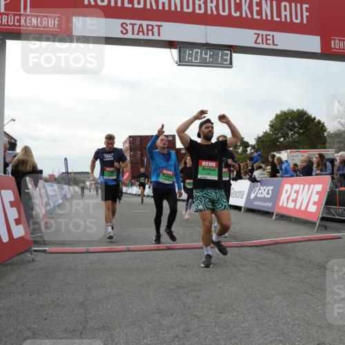 03.10.2025 - Köhlbrandbrückenlauf Yannick Fuchs http://msf.ph/oto/8993641 03.10.2025 16:04:11 Ziel 7297, 7392, 7451, 7466, 7599, 7611, 7798, 8082, 9010, 9149, 9306, 9377, 9562, 9618 meine-sportfotos.de