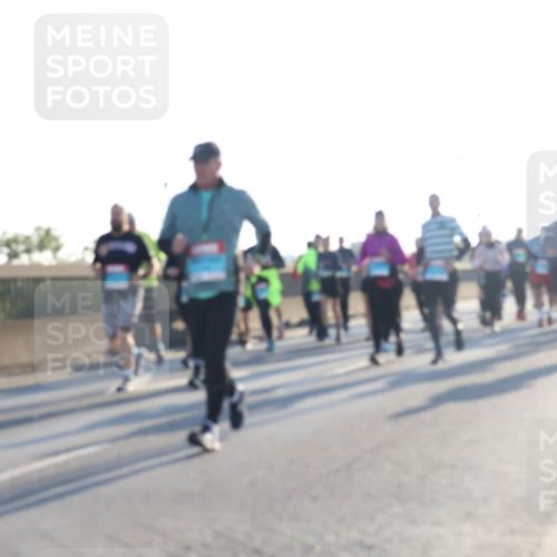 03.10.2025 - Köhlbrandbrückenlauf Luisa Fischer http://msf.ph/oto/8993695 03.10.2025 10:20:01 Position 3  meine-sportfotos.de