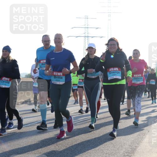 03.10.2025 - Köhlbrandbrückenlauf Luisa Fischer http://msf.ph/oto/8993751 03.10.2025 10:20:17 Position 3 3110, 174, 2055, 3382, 1991, 1 meine-sportfotos.de