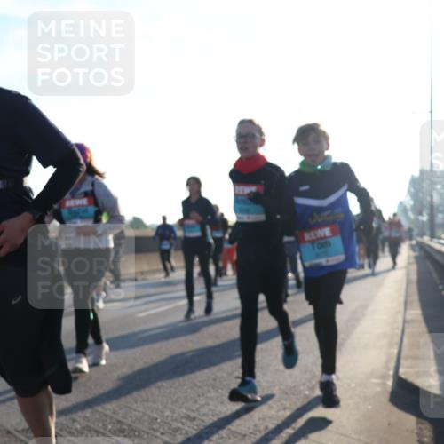 03.10.2025 - Köhlbrandbrückenlauf Luisa Fischer http://msf.ph/oto/8993796 03.10.2025 10:20:21 Position 3 37, 2311 meine-sportfotos.de