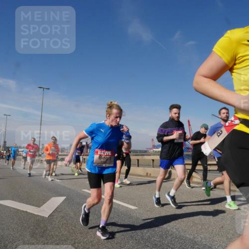 03.10.2025 - Köhlbrandbrückenlauf Matties Gatica Varas http://msf.ph/oto/8993797 03.10.2025 12:47:02 Position 2 1111, 4685 meine-sportfotos.de