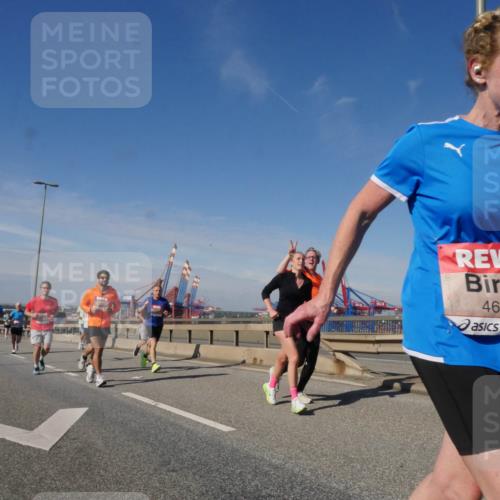 03.10.2025 - Köhlbrandbrückenlauf Matties Gatica Varas http://msf.ph/oto/8993805 03.10.2025 12:47:03 Position 2 4685 meine-sportfotos.de