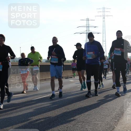 03.10.2025 - Köhlbrandbrückenlauf Luisa Fischer http://msf.ph/oto/8993834 03.10.2025 10:20:25 Position 3 3383, 2151 meine-sportfotos.de