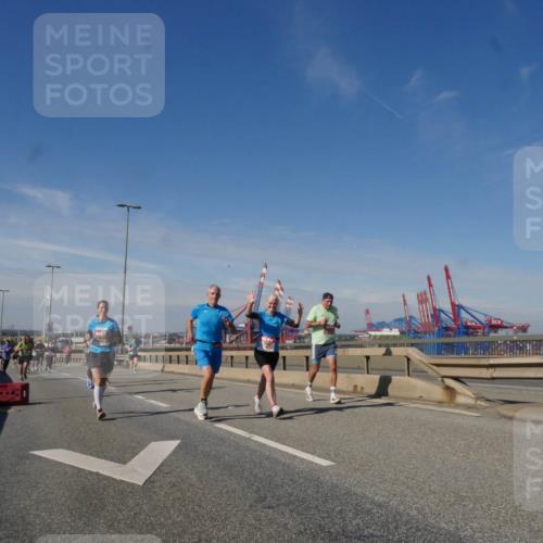 03.10.2025 - Köhlbrandbrückenlauf Matties Gatica Varas http://msf.ph/oto/8993841 03.10.2025 12:47:08 Position 2  meine-sportfotos.de
