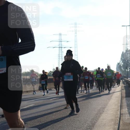 03.10.2025 - Köhlbrandbrückenlauf Luisa Fischer http://msf.ph/oto/8993935 03.10.2025 10:20:34 Position 3 2847, 2234 meine-sportfotos.de
