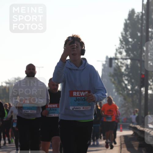 03.10.2025 - Köhlbrandbrückenlauf Luisa Fischer http://msf.ph/oto/8993993 03.10.2025 10:21:18 Position 3 2907, 2424, 2460, 255, 3647, 1 meine-sportfotos.de