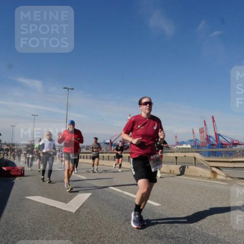 03.10.2025 - Köhlbrandbrückenlauf Matties Gatica Varas http://msf.ph/oto/8994377 03.10.2025 12:48:09 Position 2 4154 meine-sportfotos.de