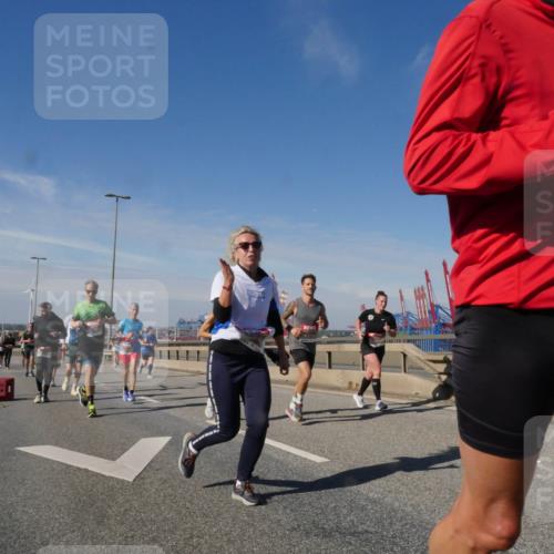03.10.2025 - Köhlbrandbrückenlauf Matties Gatica Varas http://msf.ph/oto/8994398 03.10.2025 12:48:11 Position 2  meine-sportfotos.de