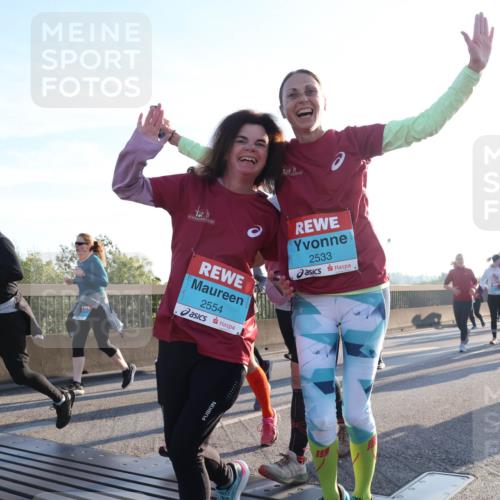 03.10.2025 - Köhlbrandbrückenlauf Luisa Fischer http://msf.ph/oto/8994423 03.10.2025 10:23:53 Position 3 2554, 2533 meine-sportfotos.de