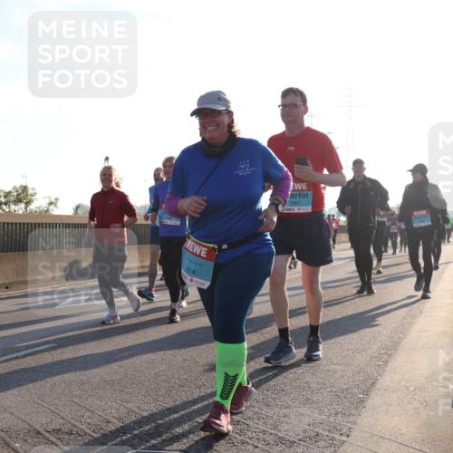 03.10.2025 - Köhlbrandbrückenlauf Luisa Fischer http://msf.ph/oto/8994431 03.10.2025 10:23:54 Position 3 3814, 1961 meine-sportfotos.de