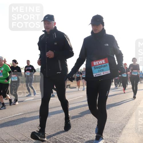 03.10.2025 - Köhlbrandbrückenlauf Luisa Fischer http://msf.ph/oto/8994462 03.10.2025 10:23:57 Position 3 3621, 2406 meine-sportfotos.de