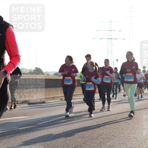 03.10.2025 - Köhlbrandbrückenlauf Luisa Fischer http://msf.ph/oto/8994507 03.10.2025 10:24:01 Position 3 3199 meine-sportfotos.de