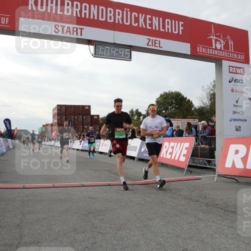 03.10.2025 - Köhlbrandbrückenlauf Yannick Fuchs http://msf.ph/oto/8994607 03.10.2025 16:04:43 Ziel 7006, 7147, 7192, 7248, 7425, 7513, 7526, 7568, 8254, 9696 meine-sportfotos.de