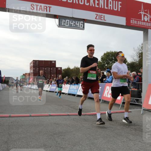 03.10.2025 - Köhlbrandbrückenlauf Yannick Fuchs http://msf.ph/oto/8994619 03.10.2025 16:04:44 Ziel 7006, 7147, 7192, 7248, 7425, 7513, 7526, 7568, 8254, 9176, 9696 meine-sportfotos.de