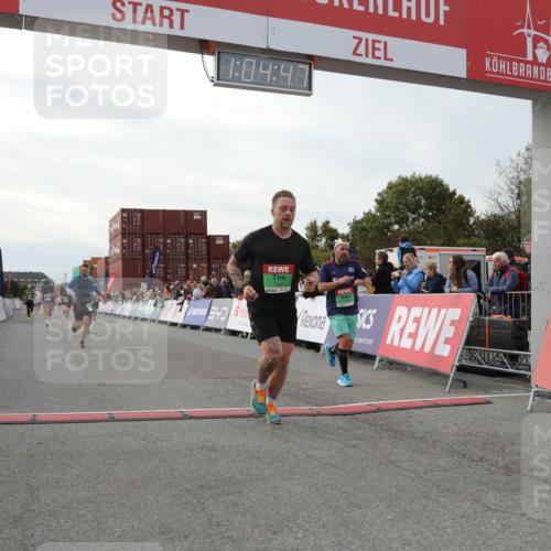 03.10.2025 - Köhlbrandbrückenlauf Yannick Fuchs http://msf.ph/oto/8994660 03.10.2025 16:04:45 Ziel 7006, 7147, 7192, 7425, 7513, 7526, 7568, 8254, 9176, 9696 meine-sportfotos.de