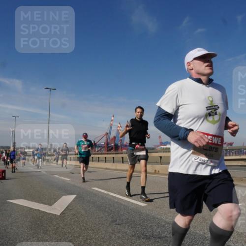 03.10.2025 - Köhlbrandbrückenlauf Matties Gatica Varas http://msf.ph/oto/8994740 03.10.2025 12:48:50 Position 2 2017, 4404 meine-sportfotos.de