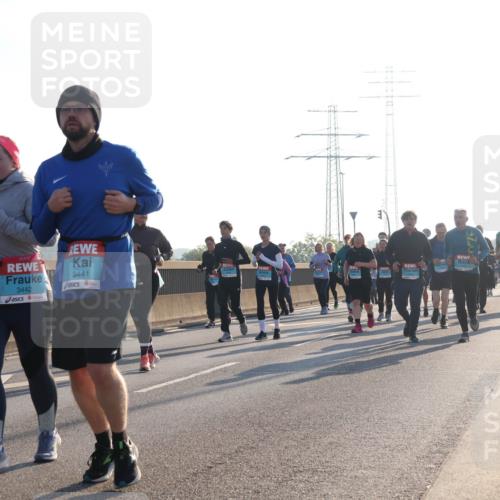 03.10.2025 - Köhlbrandbrückenlauf Luisa Fischer http://msf.ph/oto/8994743 03.10.2025 10:24:23 Position 3 3442, 3441, 1 meine-sportfotos.de