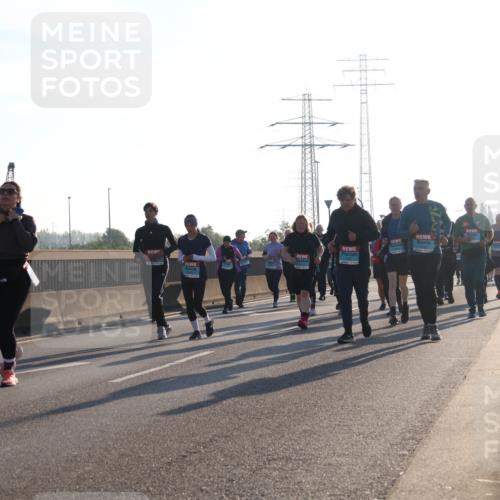 03.10.2025 - Köhlbrandbrückenlauf Luisa Fischer http://msf.ph/oto/8994753 03.10.2025 10:24:24 Position 3 1 meine-sportfotos.de