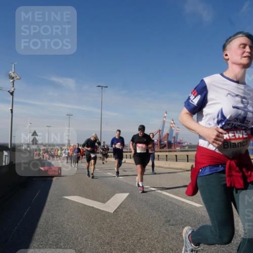 03.10.2025 - Köhlbrandbrückenlauf Matties Gatica Varas http://msf.ph/oto/8994838 03.10.2025 12:49:03 Position 2 20, 25, 4476 meine-sportfotos.de