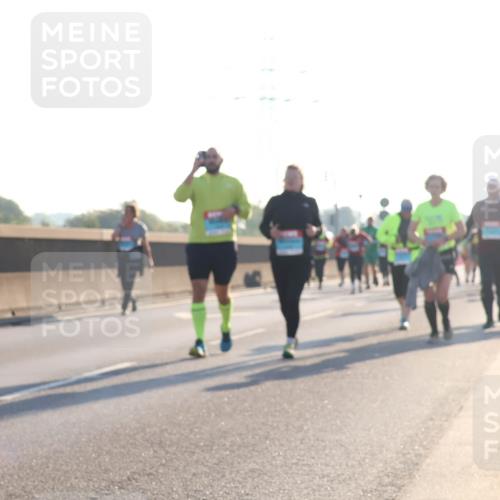 03.10.2025 - Köhlbrandbrückenlauf Luisa Fischer http://msf.ph/oto/8994869 03.10.2025 10:24:35 Position 3  meine-sportfotos.de