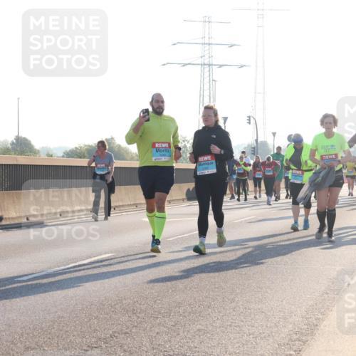 03.10.2025 - Köhlbrandbrückenlauf Luisa Fischer http://msf.ph/oto/8994872 03.10.2025 10:24:35 Position 3 1949, 2385 meine-sportfotos.de