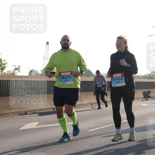 03.10.2025 - Köhlbrandbrückenlauf Luisa Fischer http://msf.ph/oto/8994889 03.10.2025 10:24:37 Position 3 1949, 2385 meine-sportfotos.de